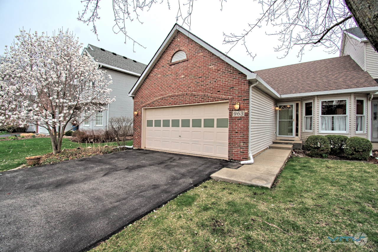 963 First Street Property Photo