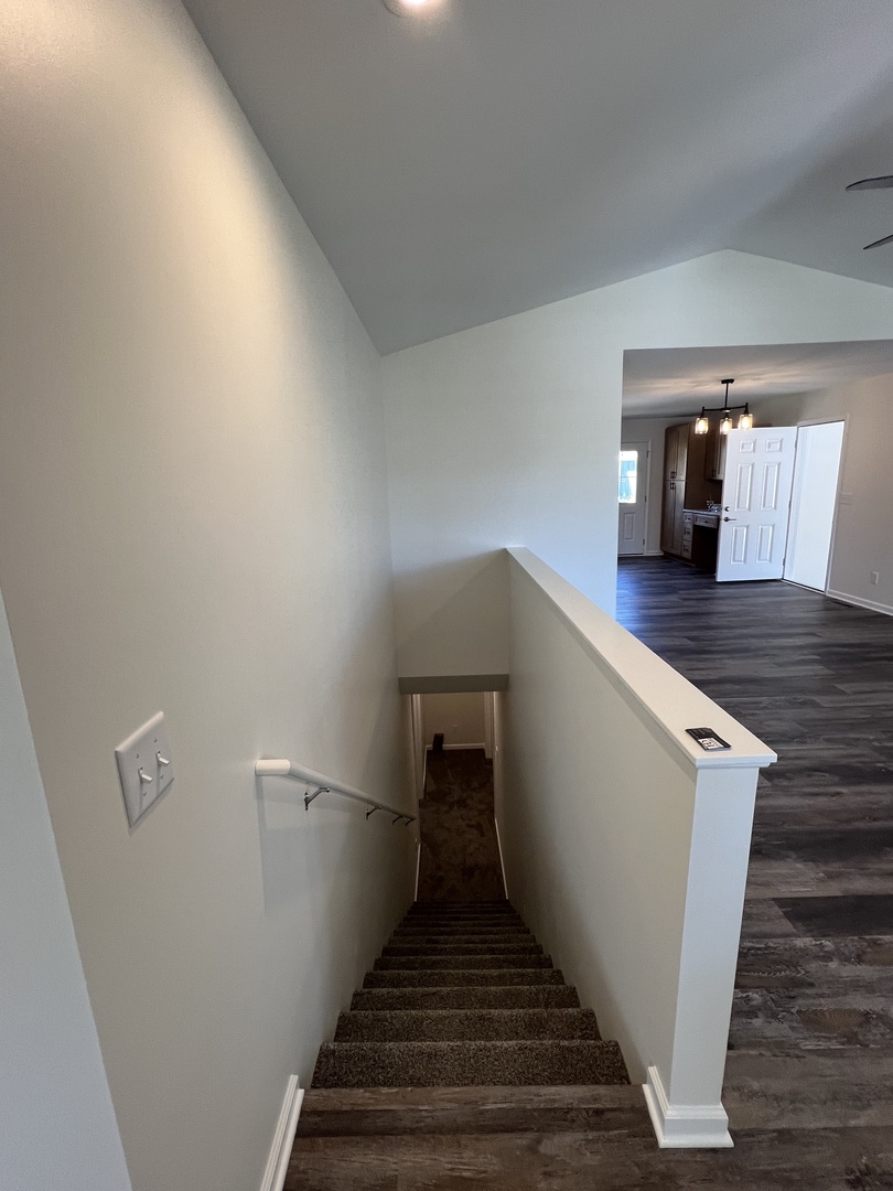 615 Sinnissippi Street Property Photo 14