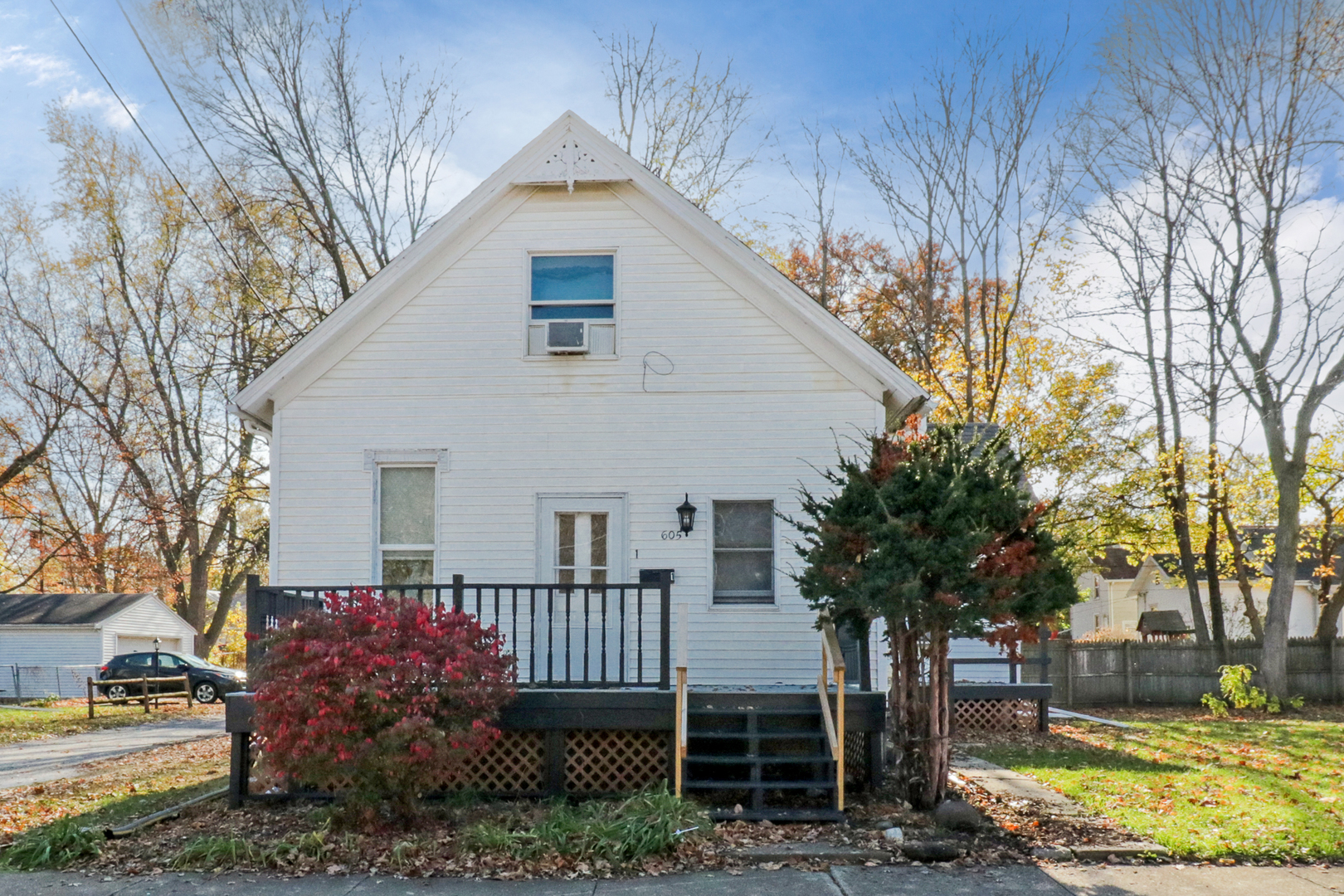 605 E Empire Street Property Photo 1