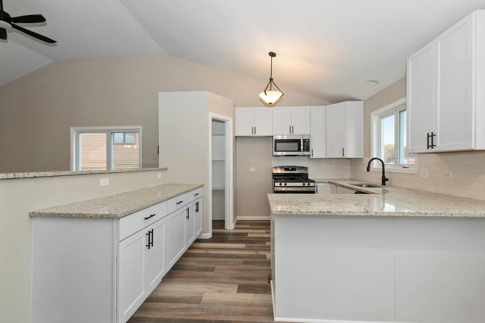 5130 190th Street Property Photo 11