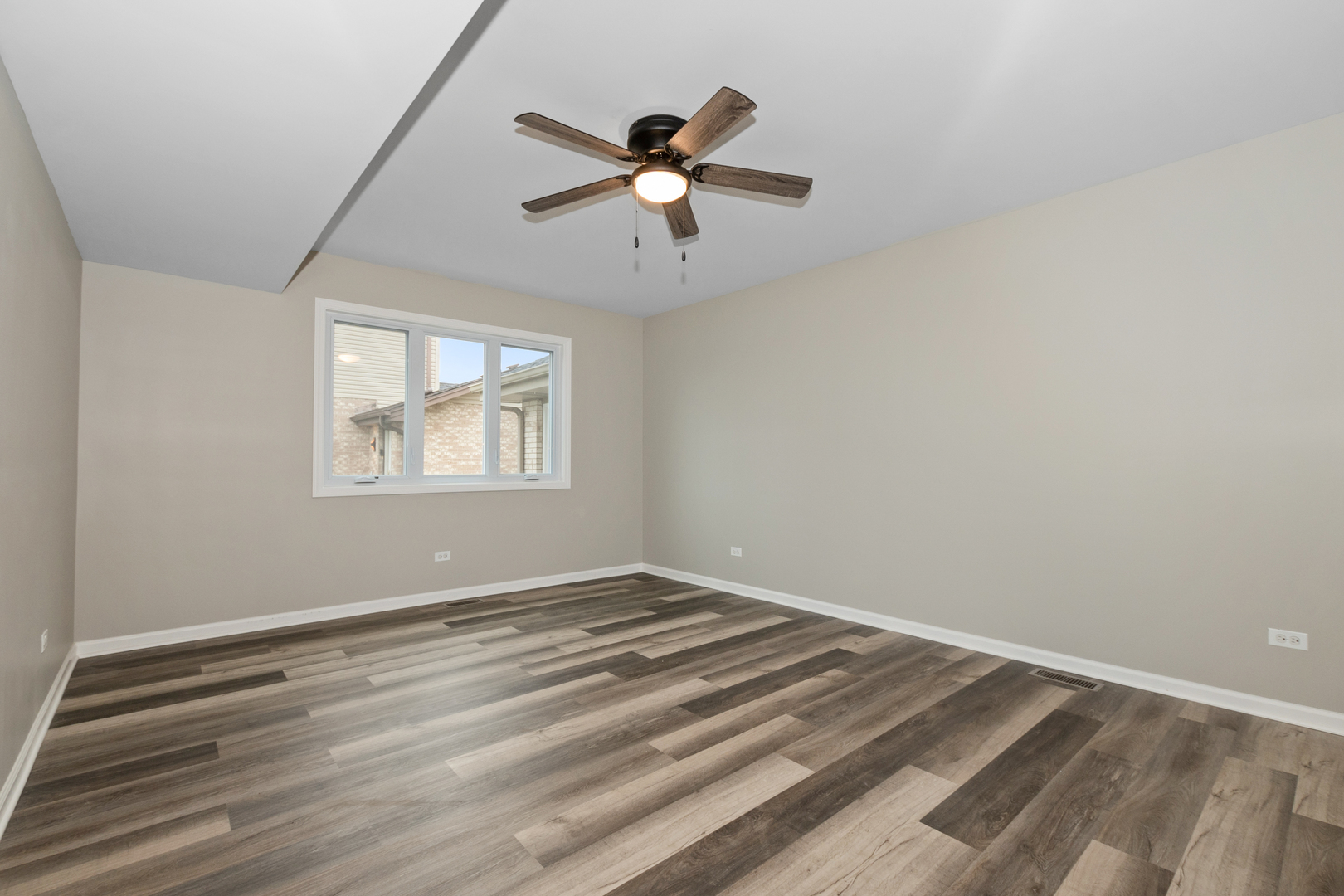 5130 190th Street Property Photo 18