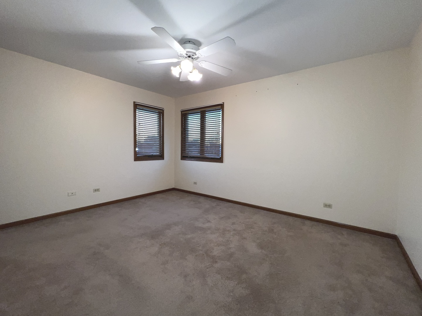 5348 6th Avenue Property Photo 16