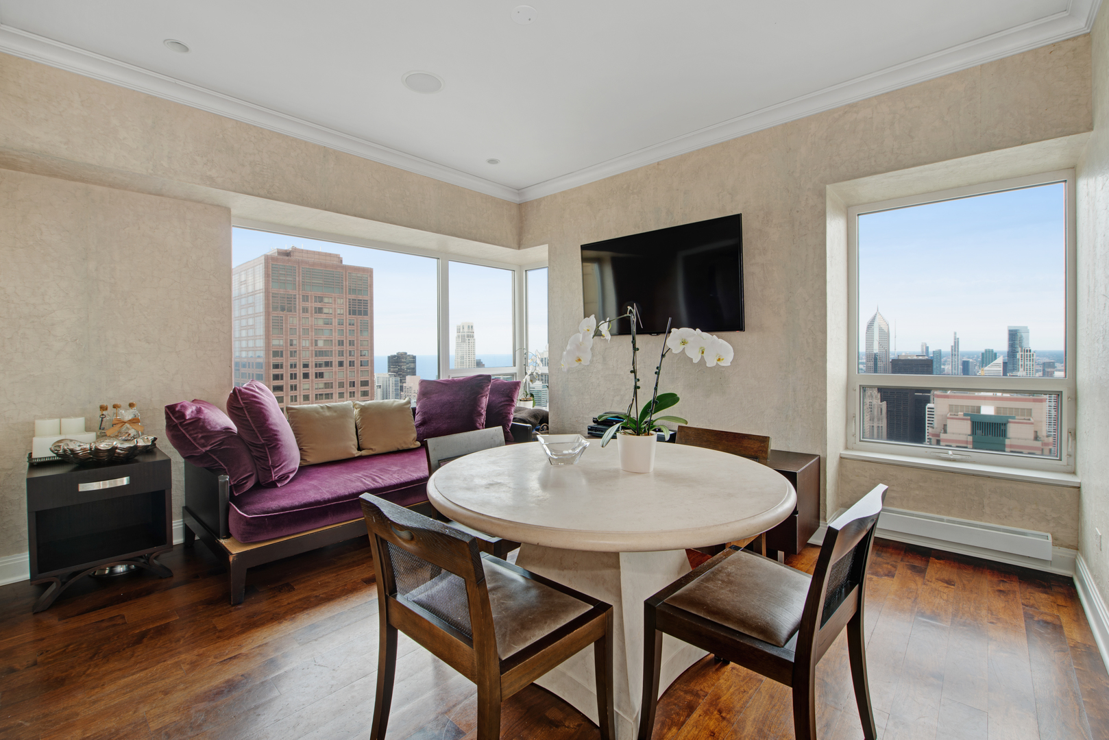 800 N Michigan Avenue 5901 Property Photo 17