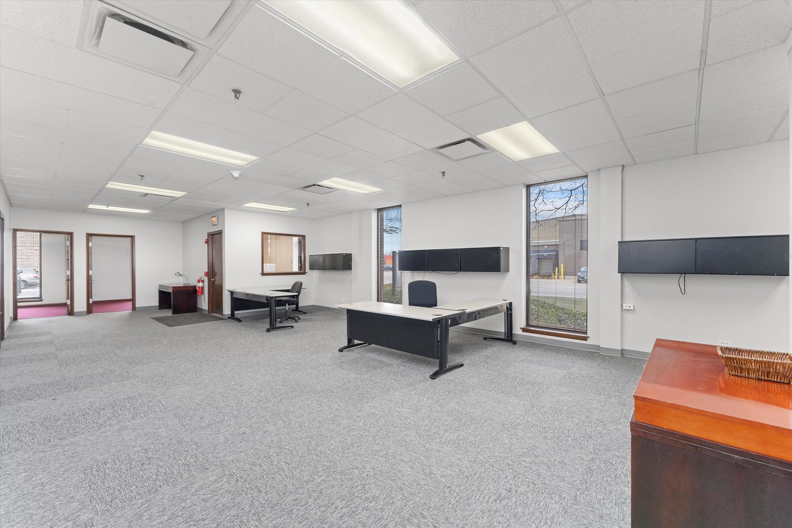 16420 Kilbourn Avenue Property Photo 10