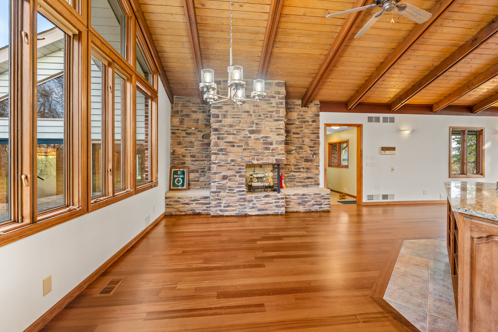 16306 Kishwaukee Valley Road Property Photo 13