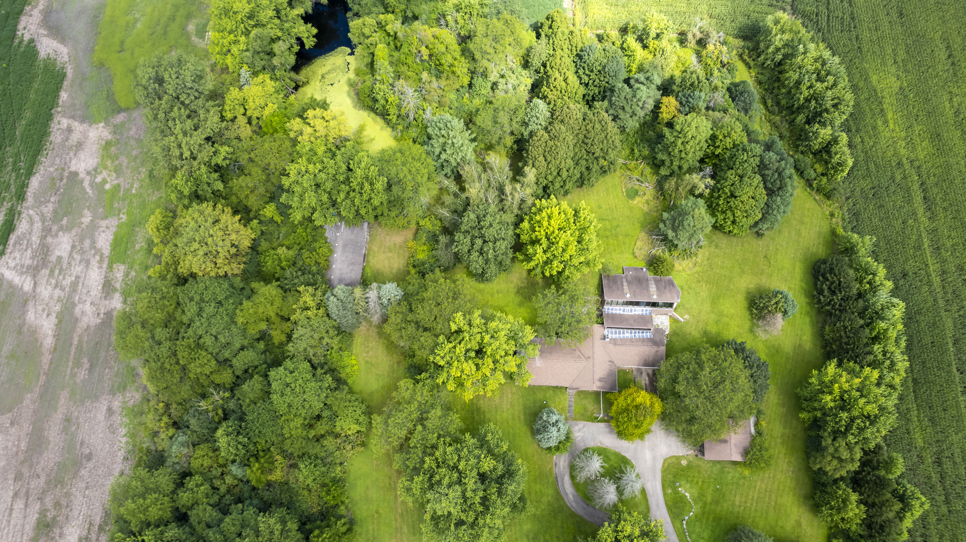 16306 Kishwaukee Valley Road Property Photo 56