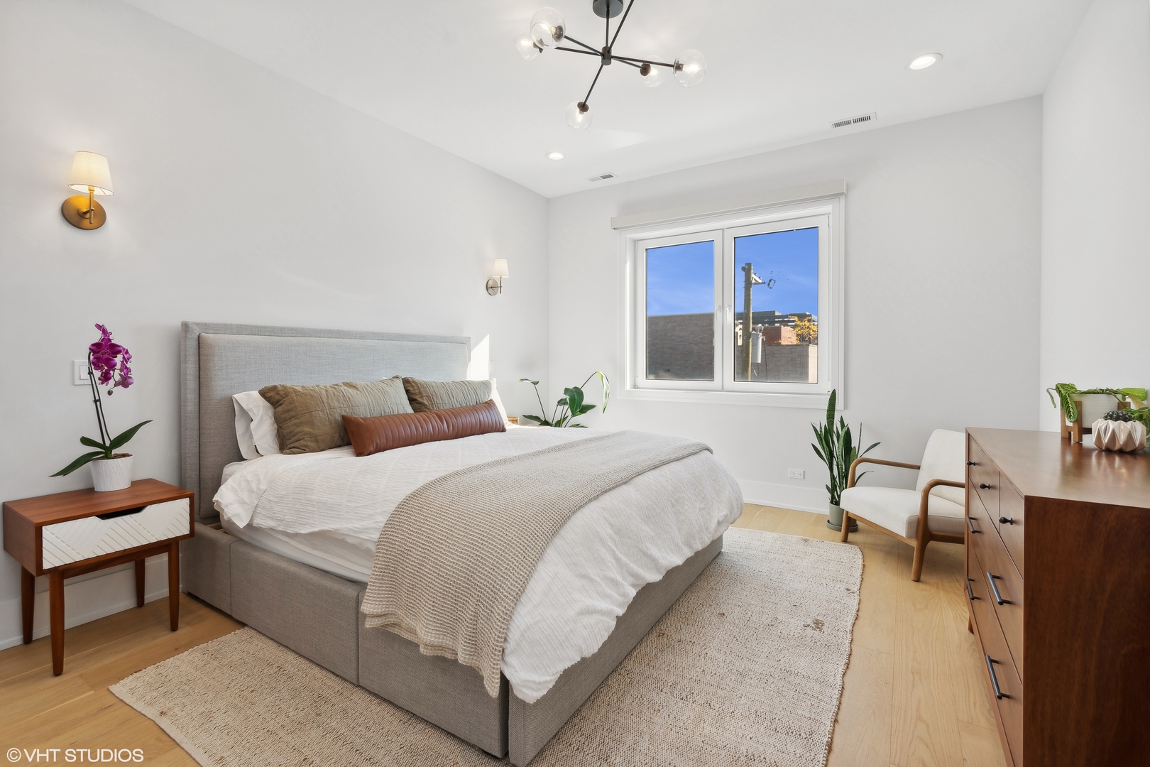 1511 W Irving Park Road 3e Property Photo 7
