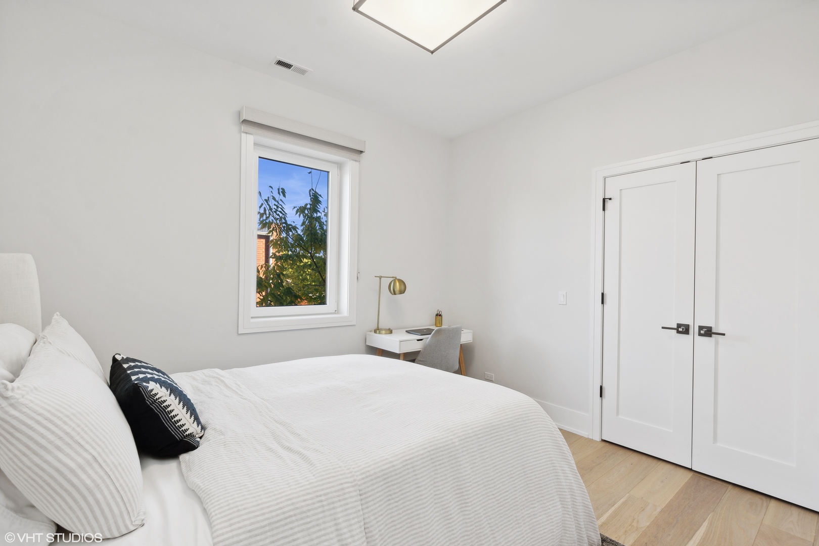 1511 W Irving Park Road 3e Property Photo 11