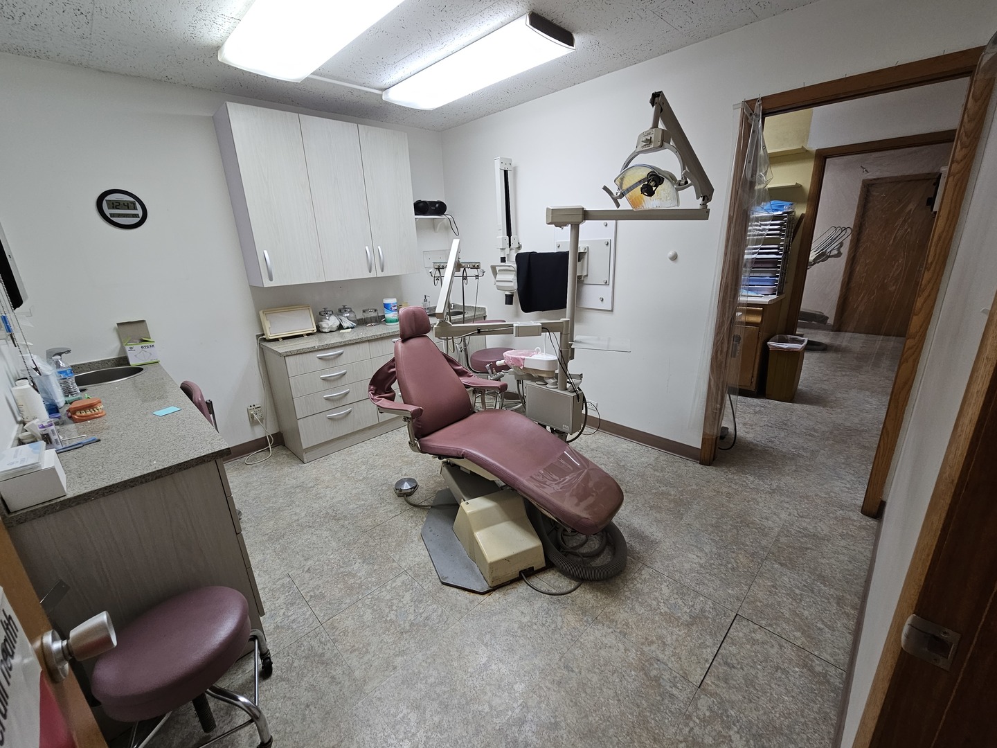 5540 S Pulaski Road 1f2 Property Photo 6