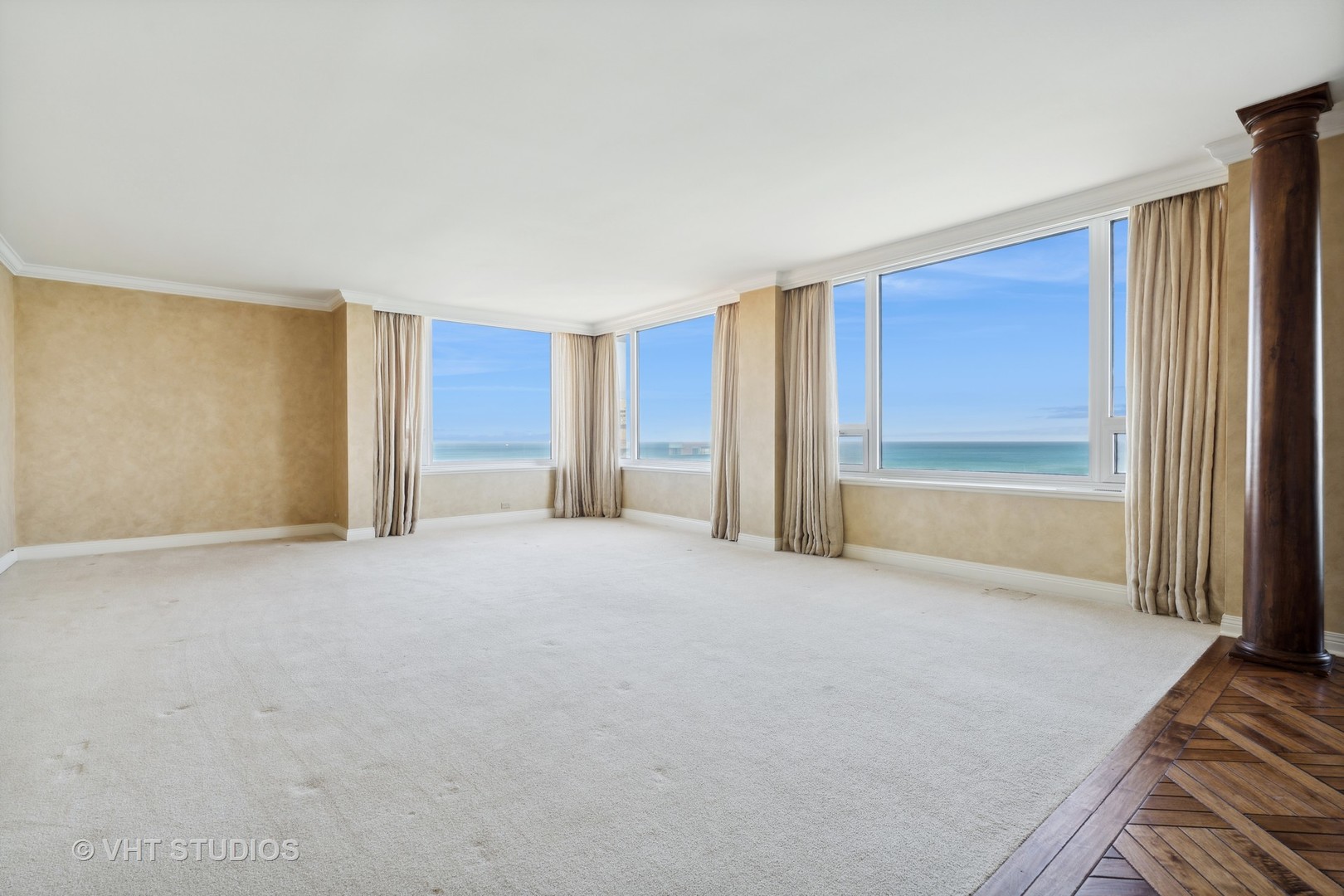 1300 N Lake Shore Drive 22cd Property Photo 4