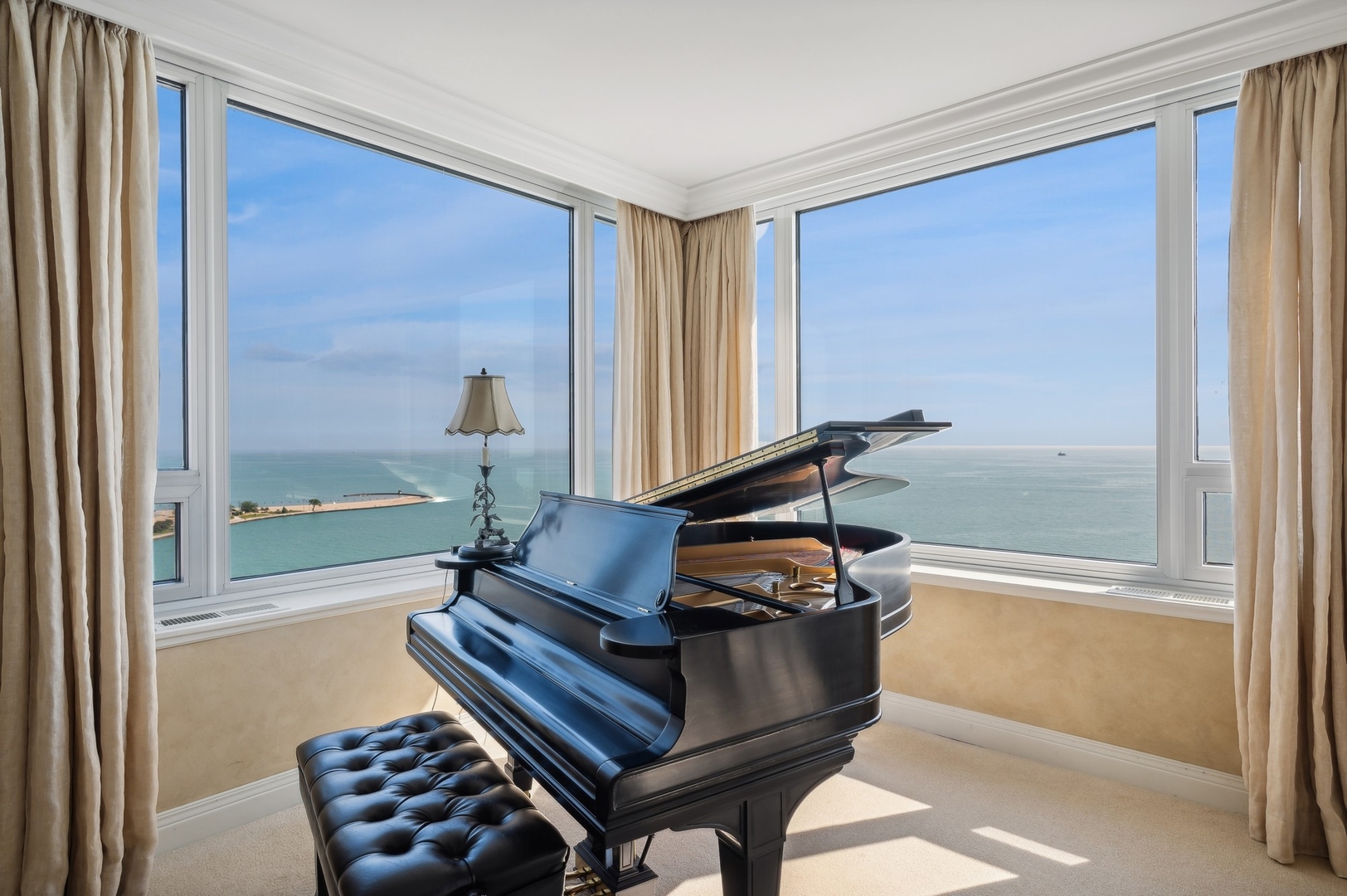 1300 N Lake Shore Drive 22cd Property Photo 7