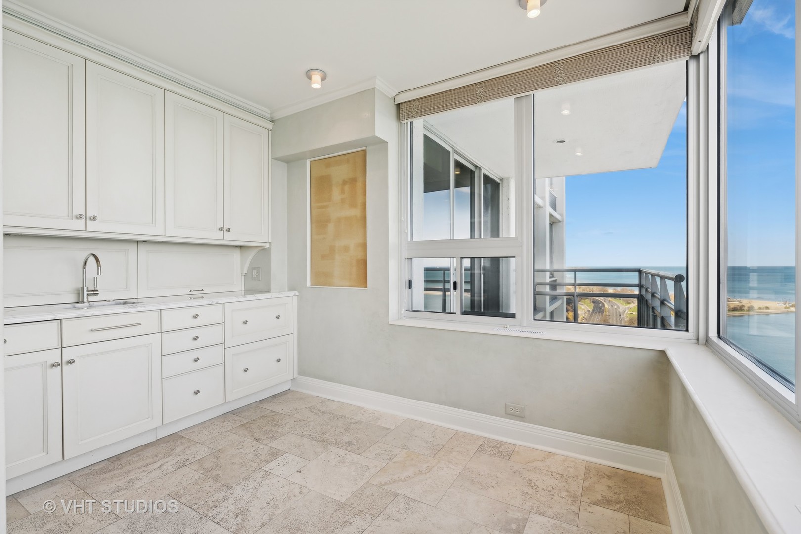 1300 N Lake Shore Drive 22cd Property Photo 11