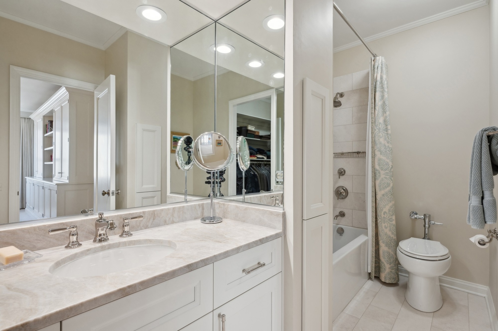 1300 N Lake Shore Drive 22cd Property Photo 27
