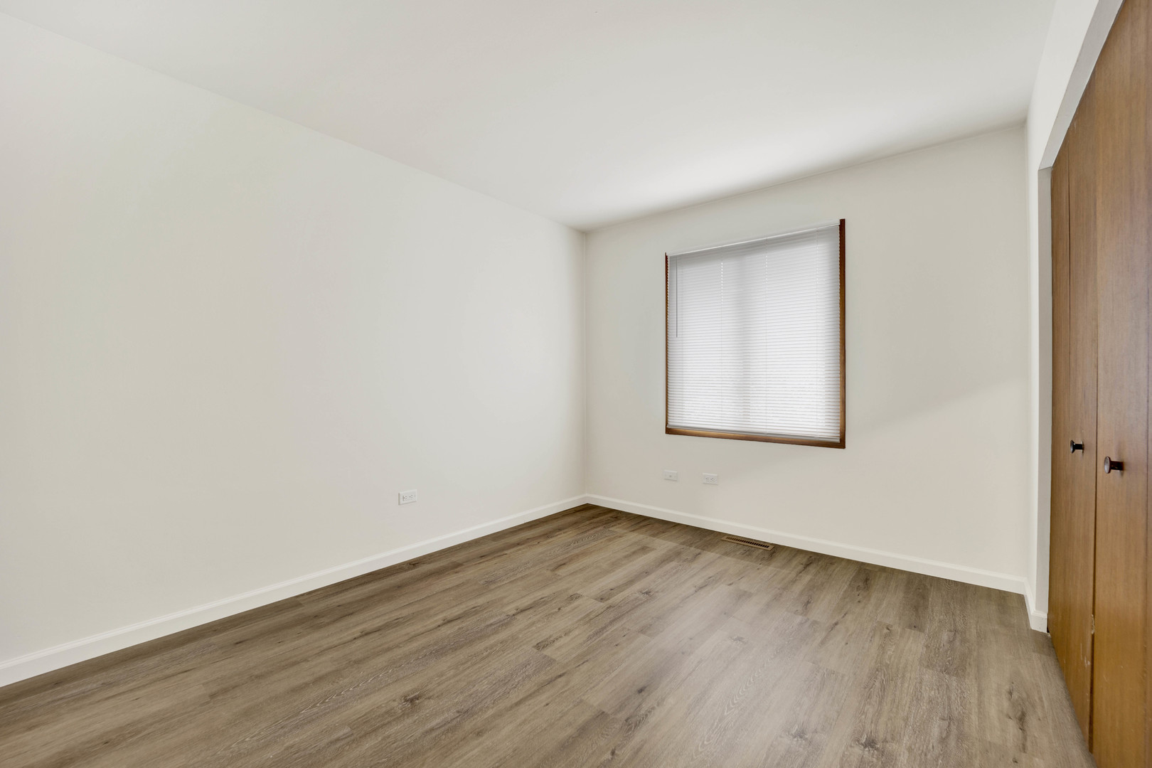 209 W Winchester Road Property Photo 14
