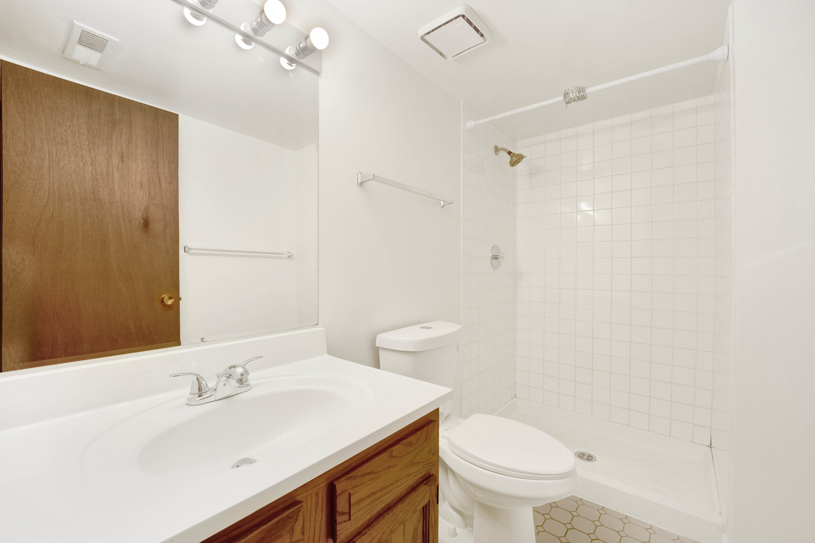 209 W Winchester Road Property Photo 21