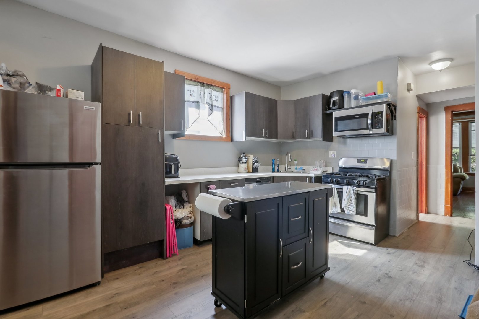 2435 N Lorel Avenue Property Photo 14