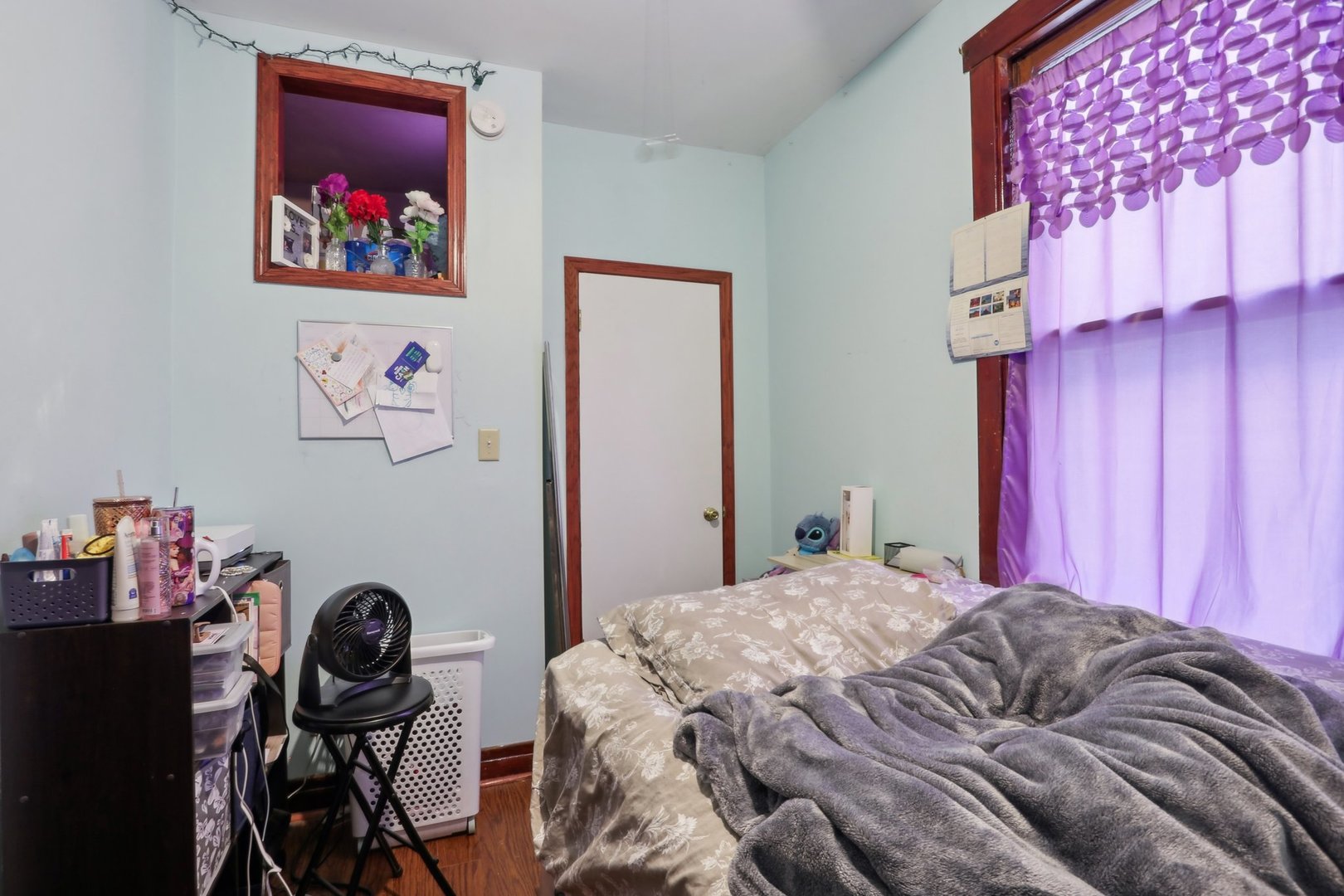 2435 N Lorel Avenue Property Photo 21