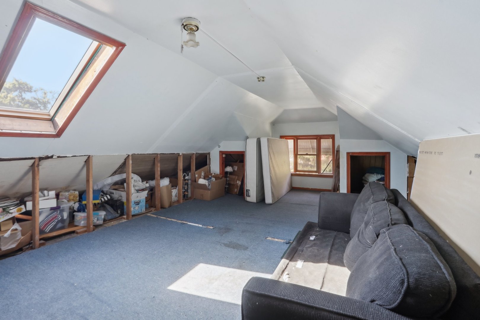 2435 N Lorel Avenue Property Photo 27