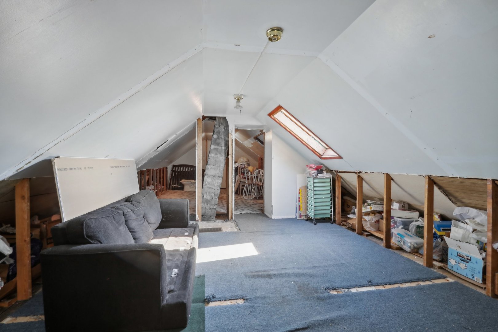 2435 N Lorel Avenue Property Photo 28