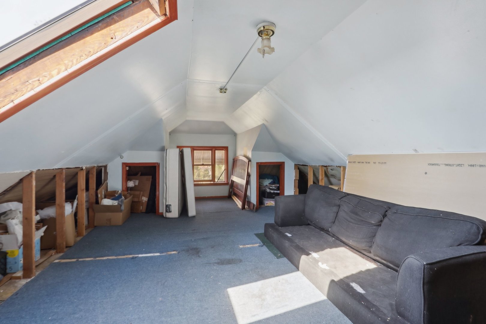 2435 N Lorel Avenue Property Photo 30