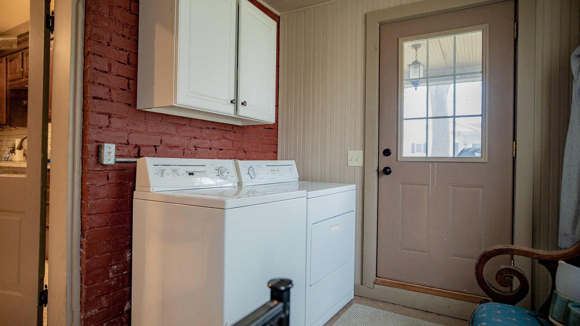 608 E Ash Street Property Photo 32