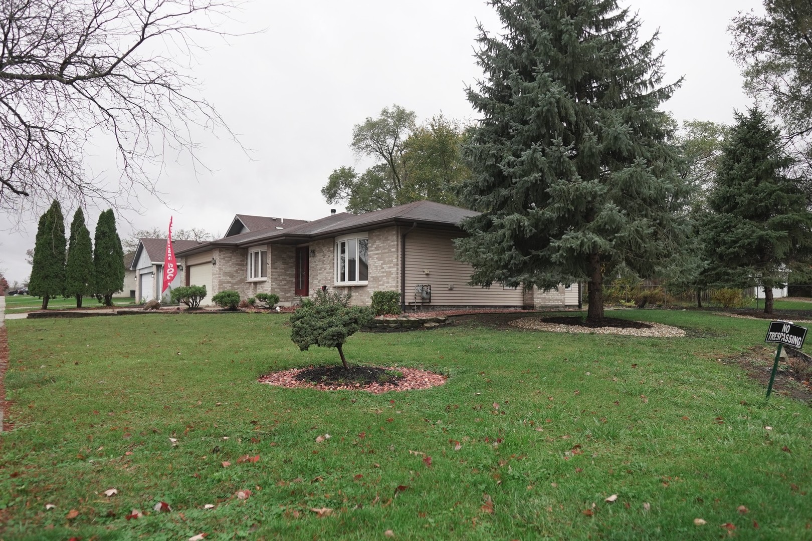22704 Lawndale Avenue Property Photo 3
