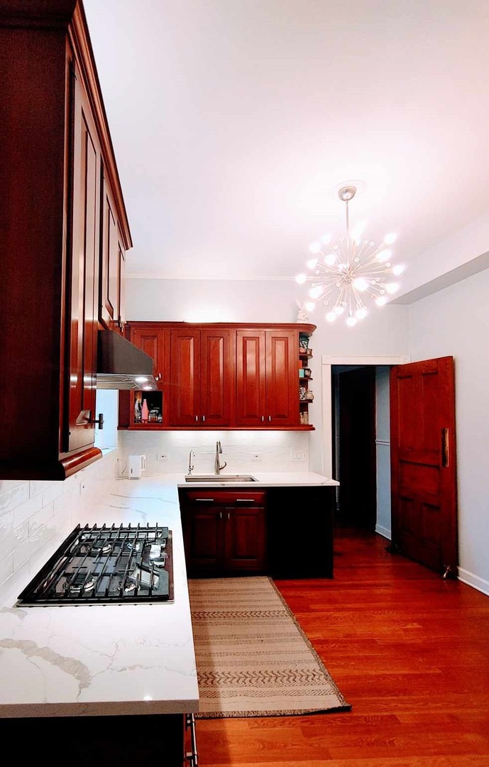 1210 N Astor Street 3b Property Photo 14