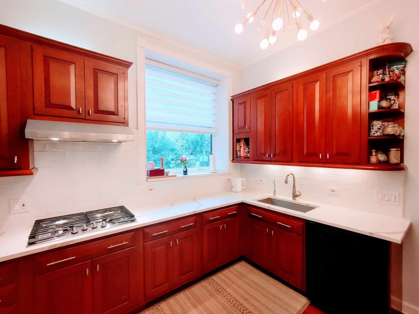 1210 N Astor Street 3b Property Photo 15