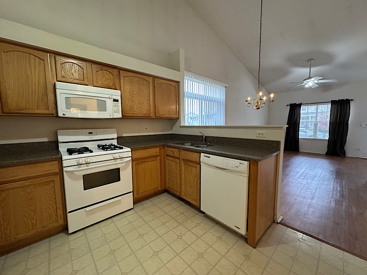 2254 Margaret Drive Property Photo 7