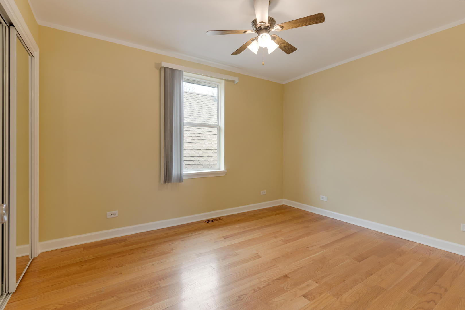 5242 W Ferdinand Street Property Photo 13