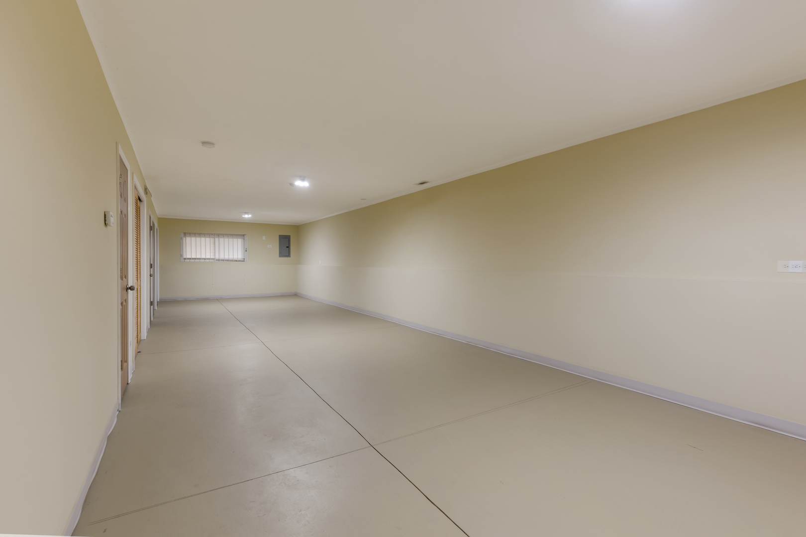 5242 W Ferdinand Street Property Photo 16