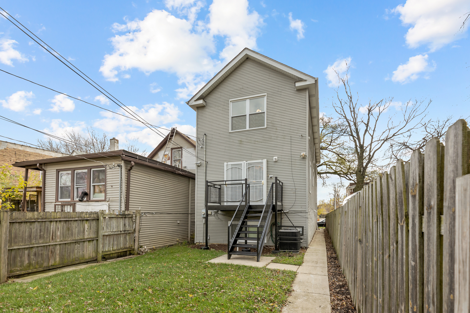 5242 W Ferdinand Street Property Photo 17