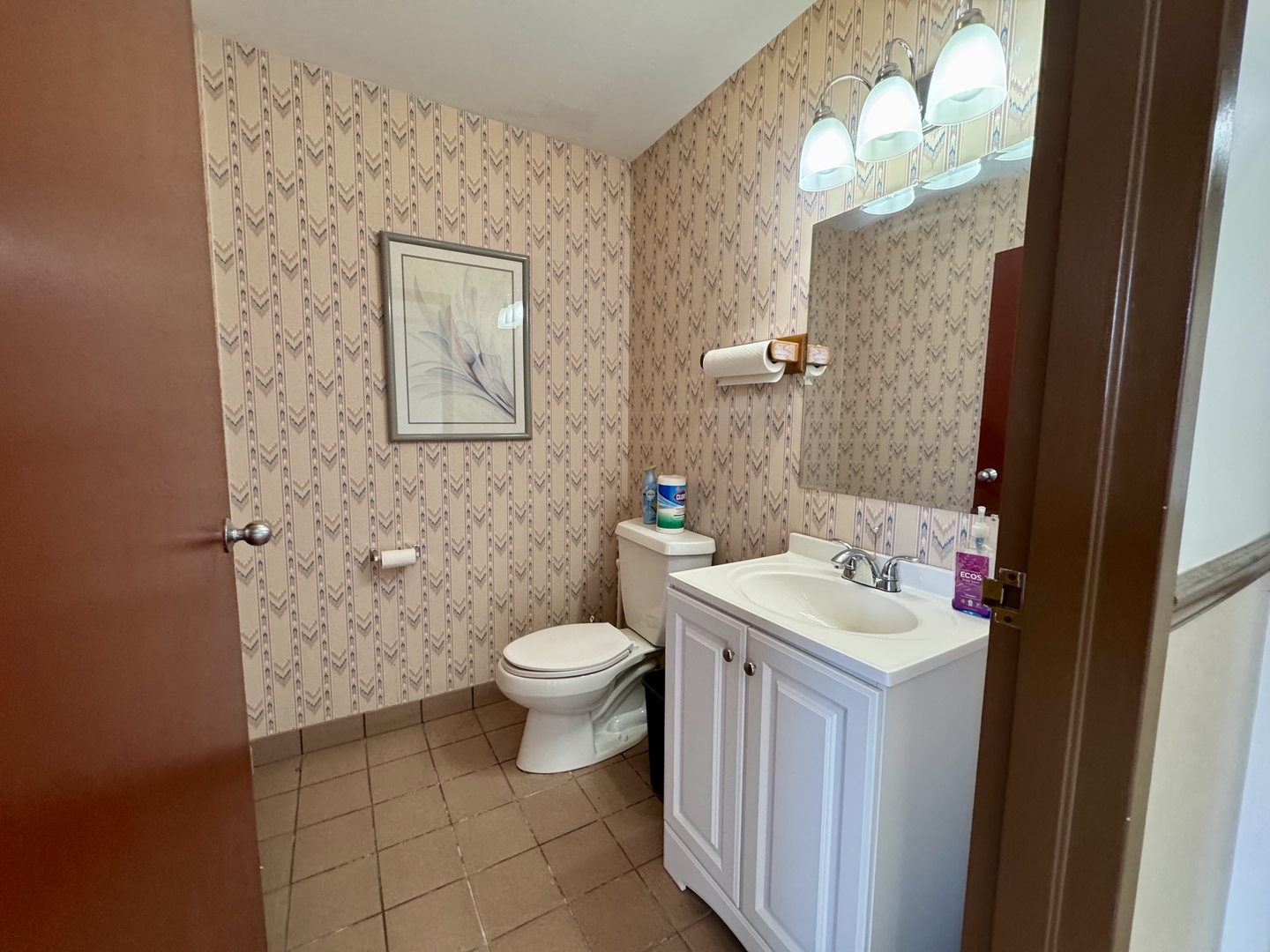 129 Wheeling Rd Property Photo 5
