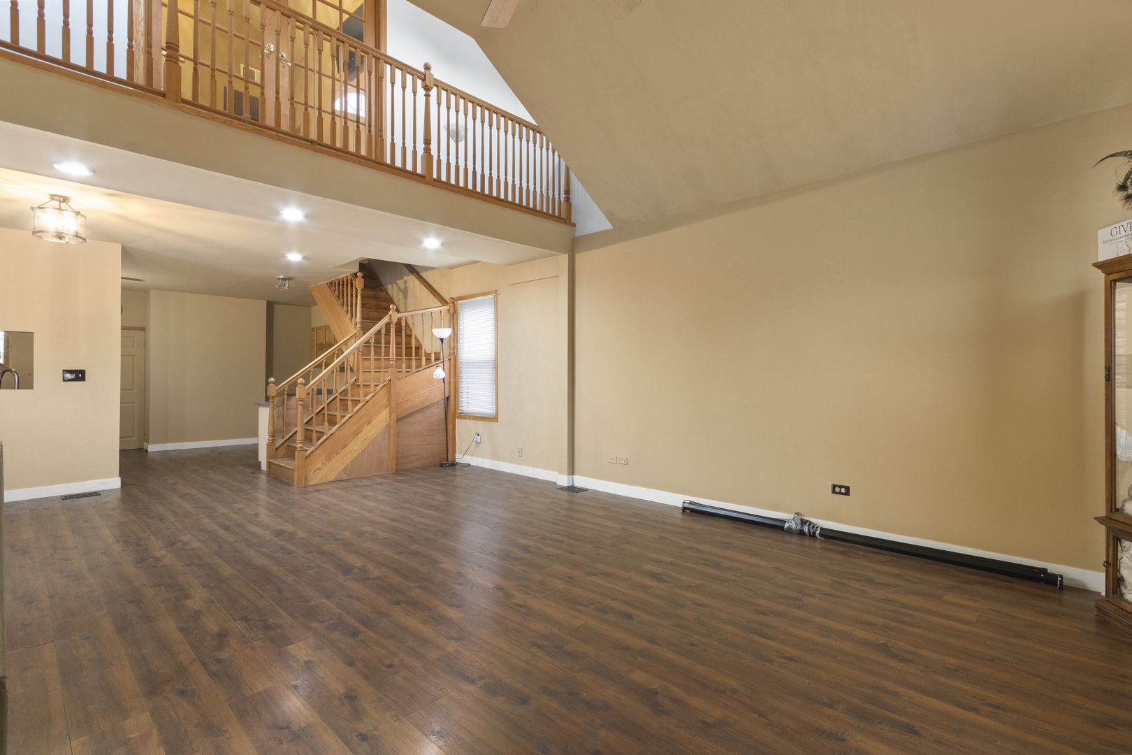 919 W 18th Place Property Photo 16