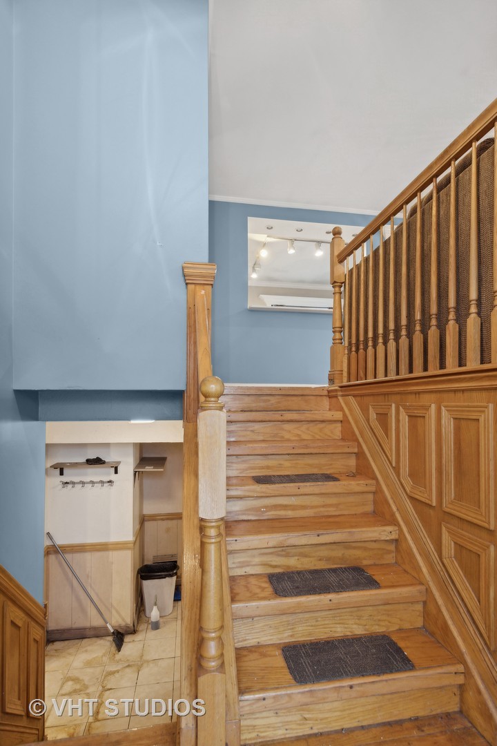 12416 S Trumbull Avenue Property Photo 2