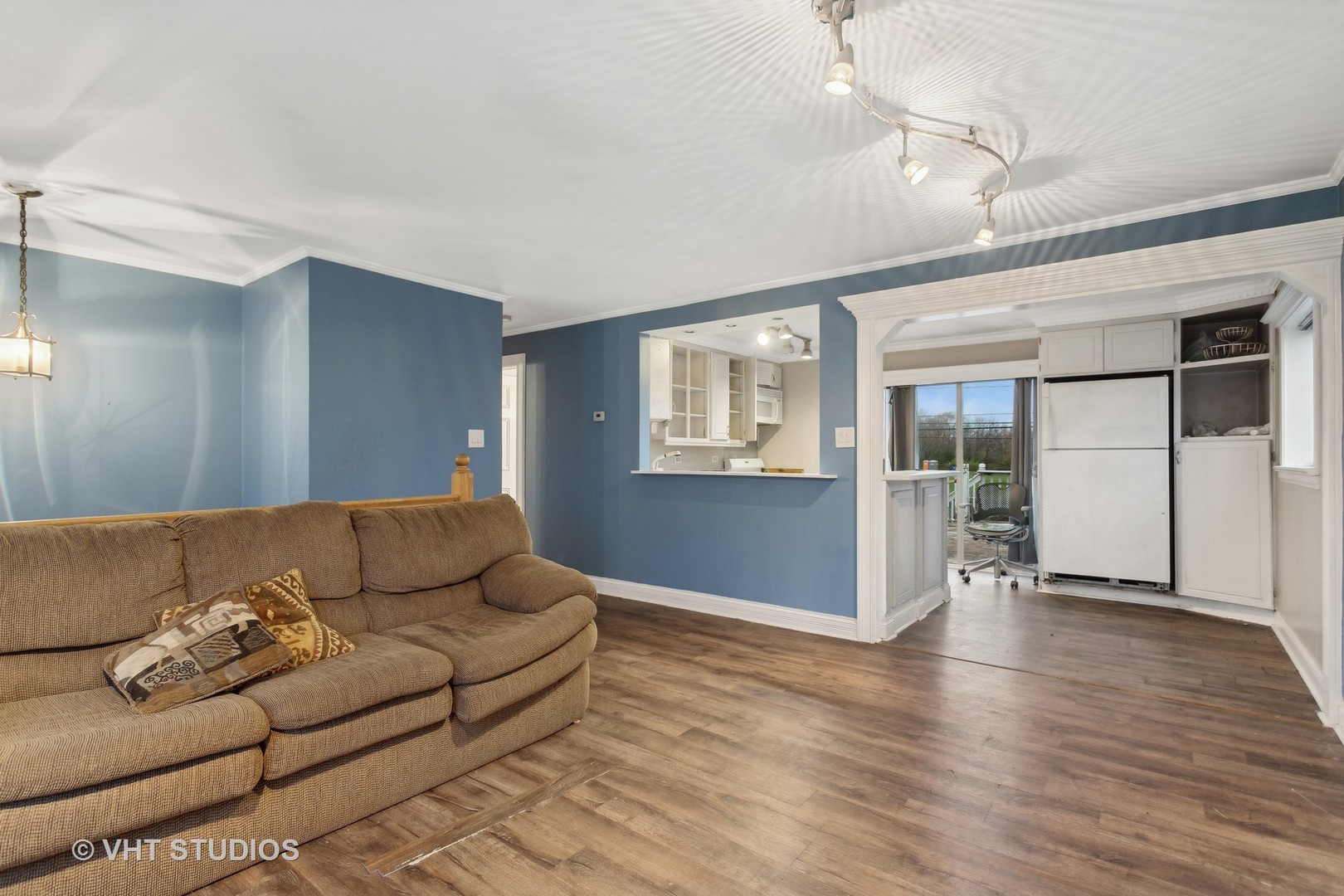 12416 S Trumbull Avenue Property Photo 4