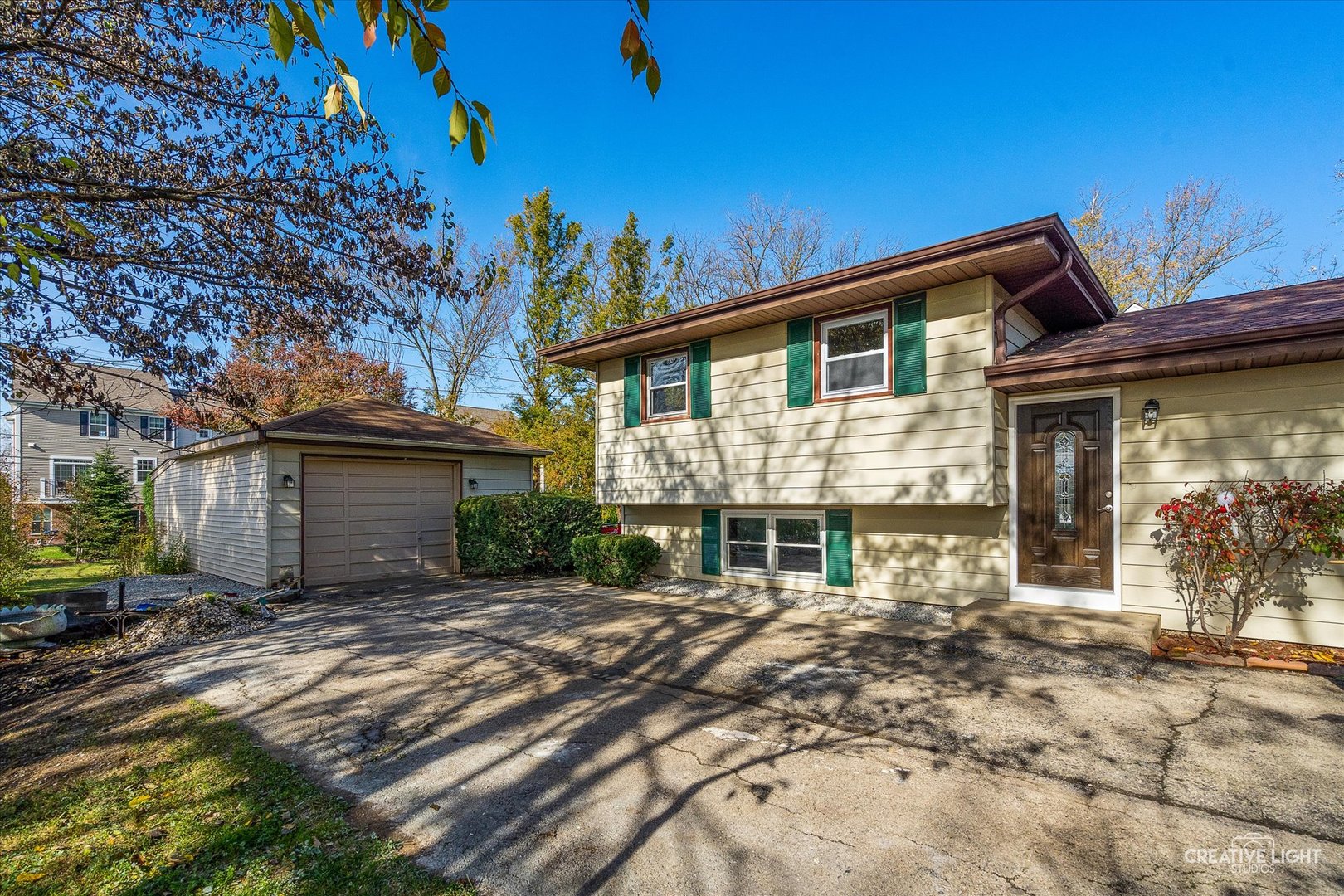 6262 Janes Avenue Property Photo 1