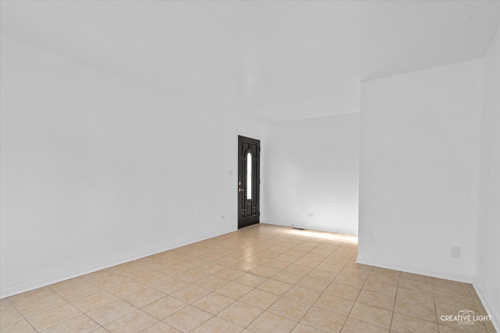 6262 Janes Avenue Property Photo 5