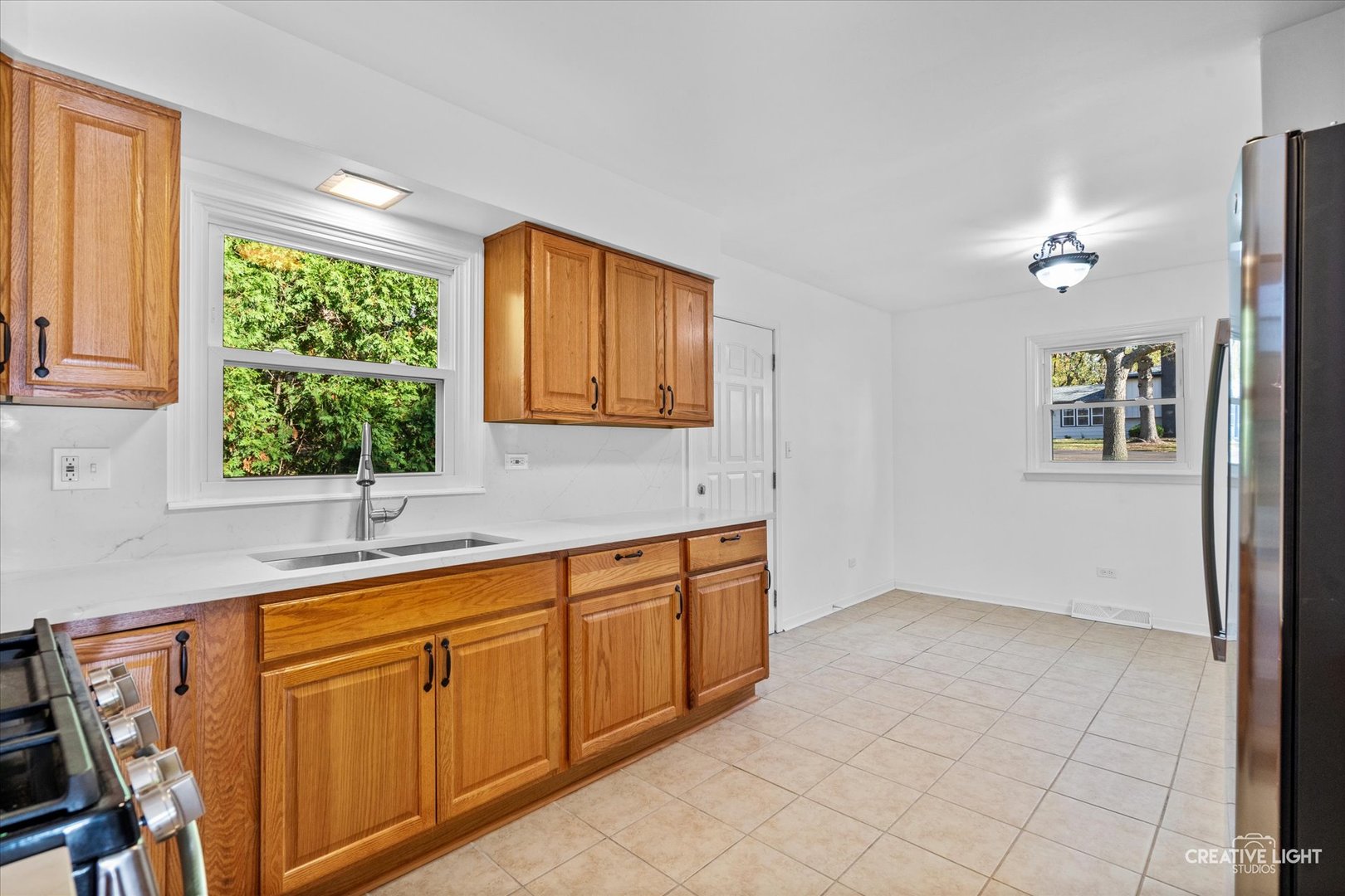 6262 Janes Avenue Property Photo 7
