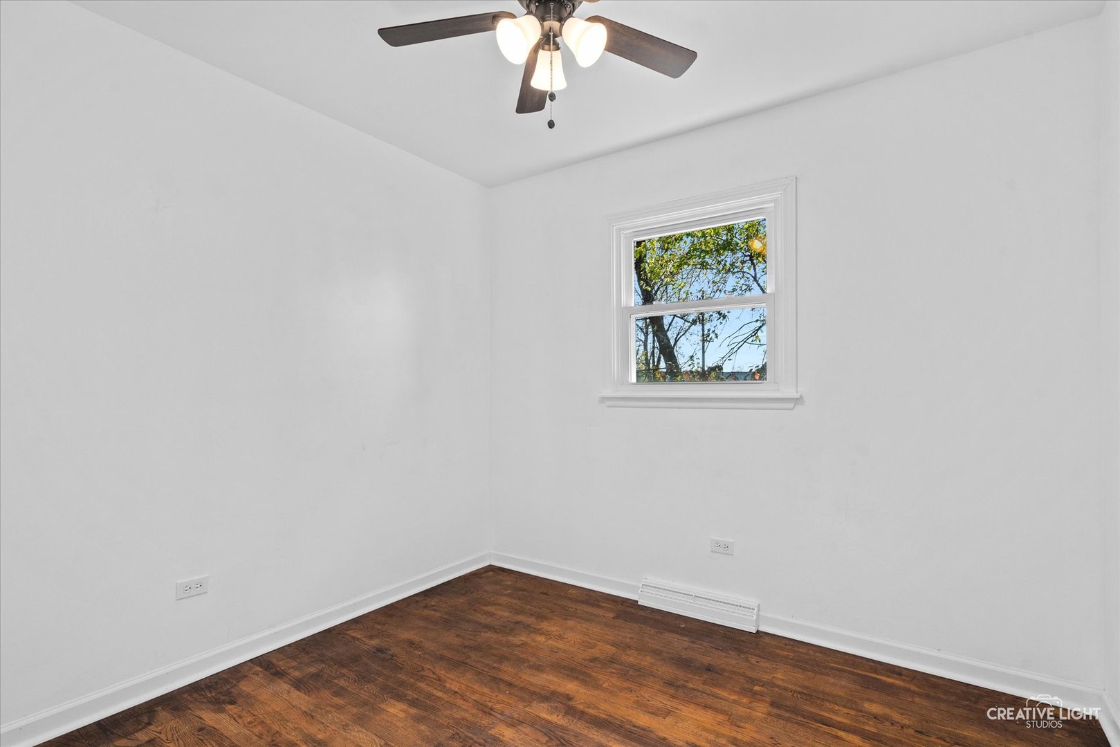 6262 Janes Avenue Property Photo 11