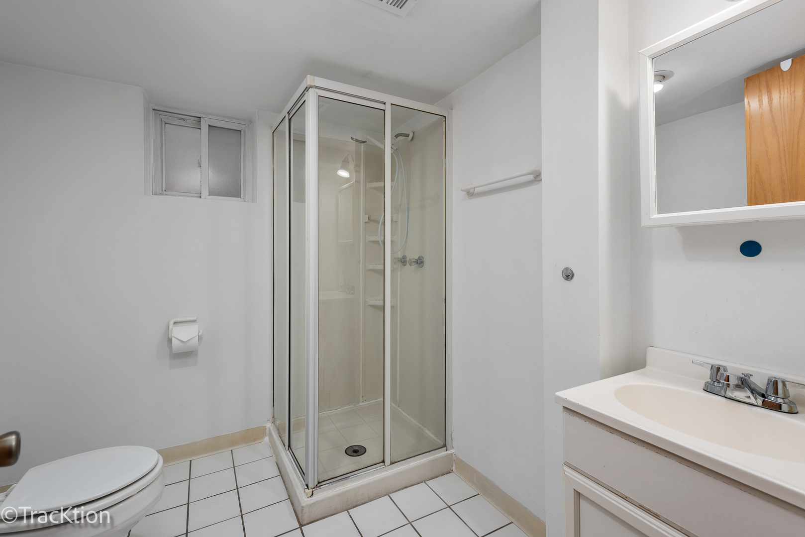 5123 S Laramie Avenue Property Photo 15