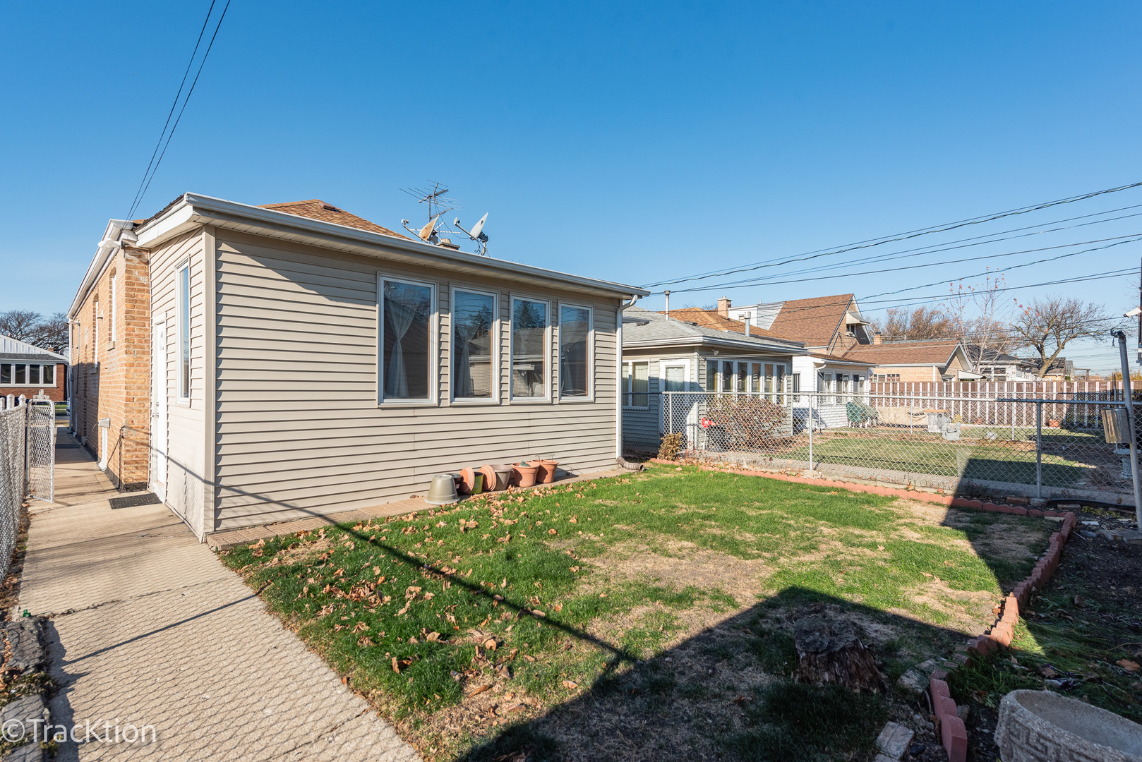 5123 S Laramie Avenue Property Photo 19