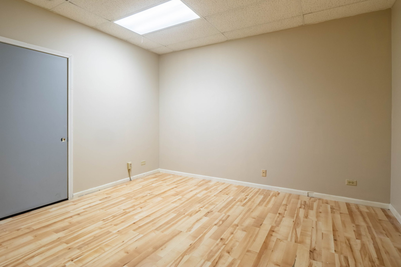 1305 N La-fox St Property Photo 10