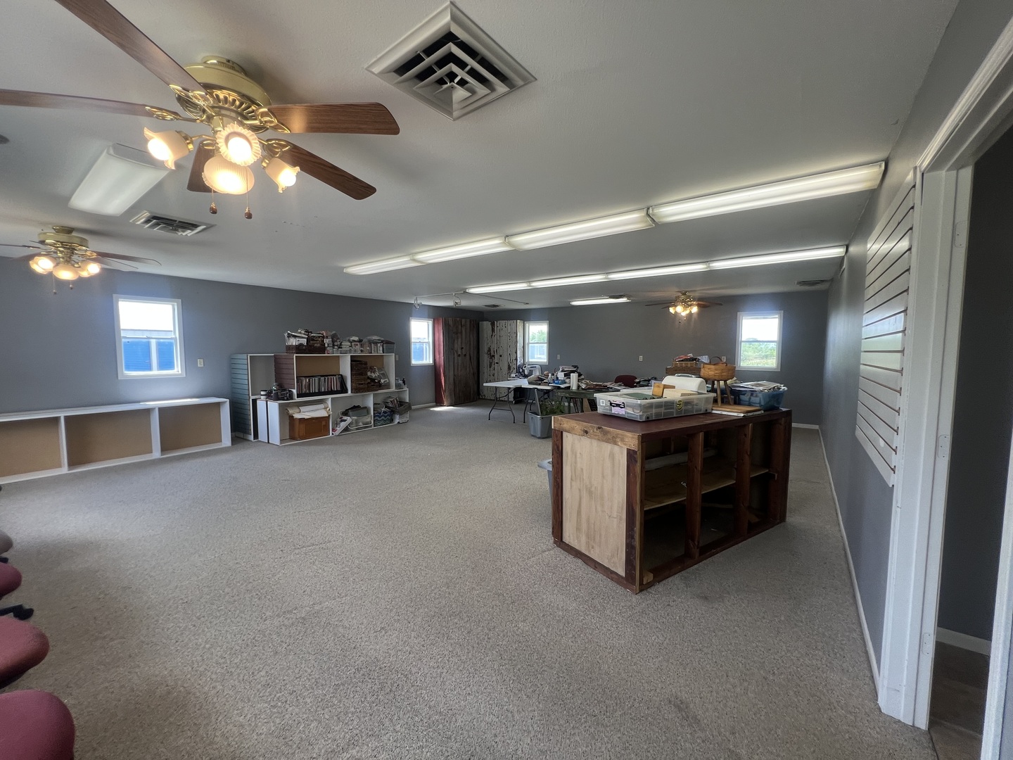 9843 Hoover Rd Property Photo 4