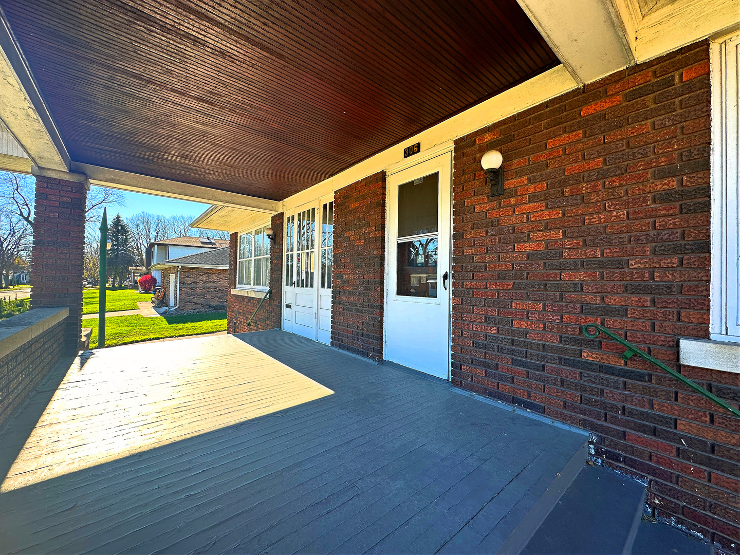 306 S Vermillion Street Property Photo 3