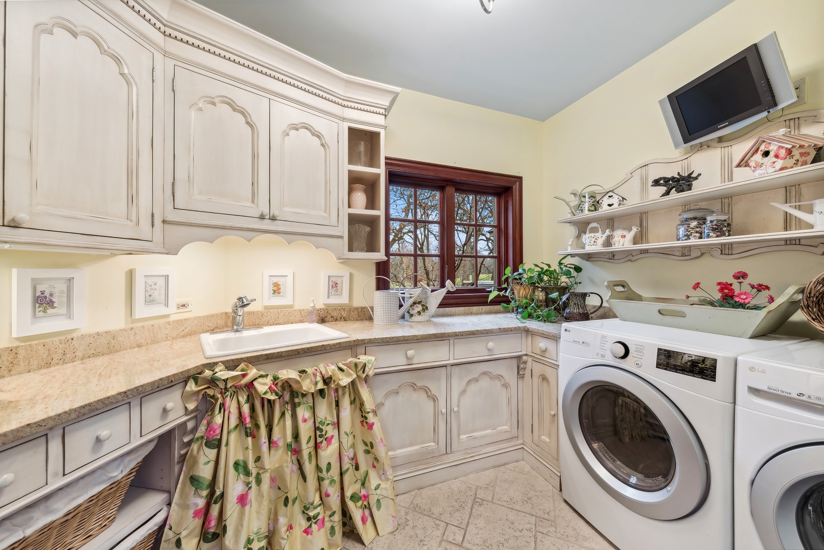 18 Hidden Brook Drive Property Photo 32