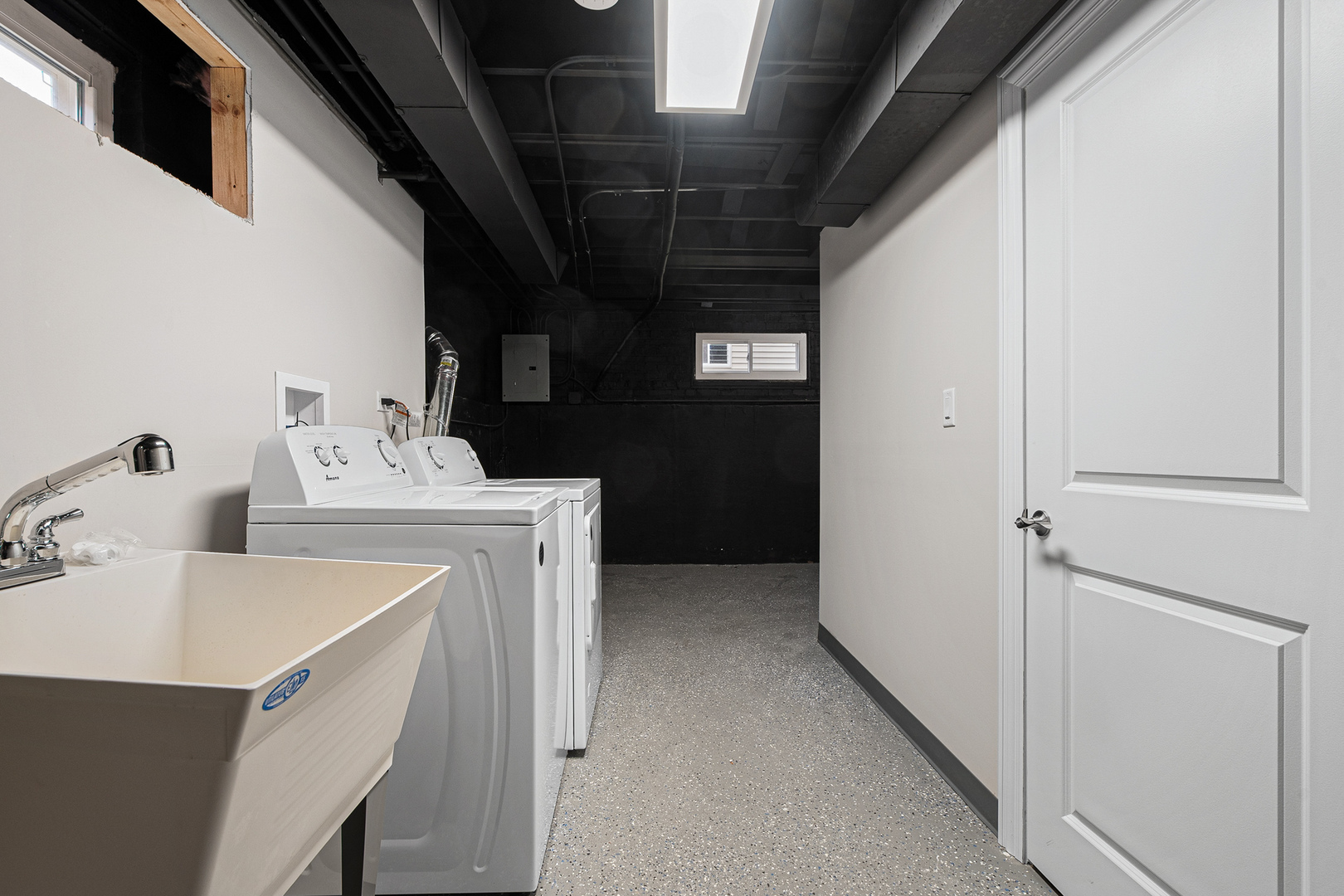 1300 W 97th Street Property Photo 19