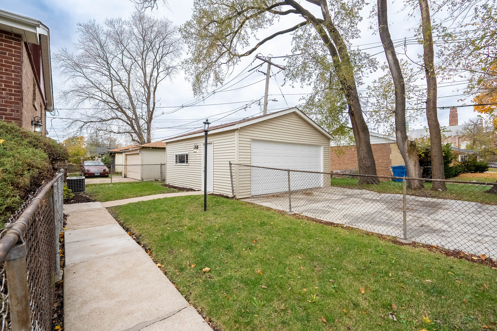 1300 W 97th Street Property Photo 24