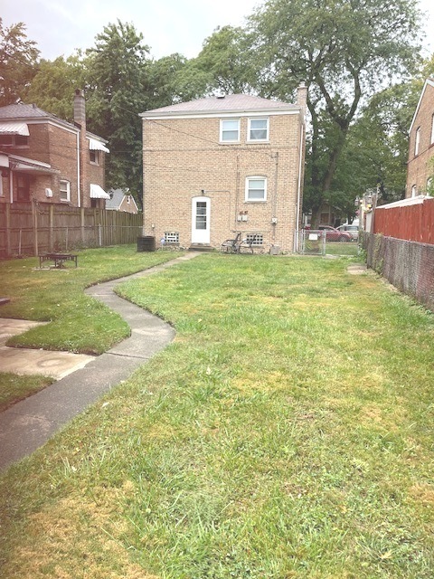 14233 S Green Bay Avenue Property Photo 15