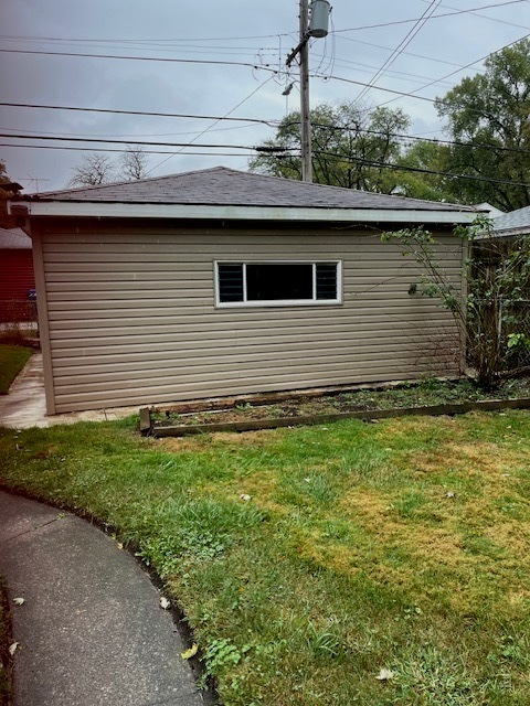 14233 S Green Bay Avenue Property Photo 17